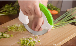 New Kitchen Gadget Stainless Steel Round Wheel Vegetable Chopper Slicer Circular Rolling Knife Easy Cutting Tools