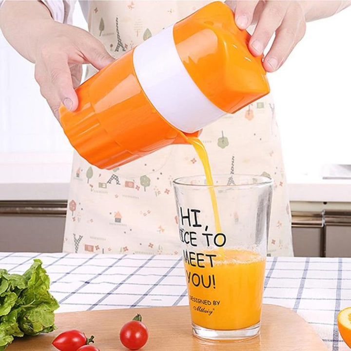 Portable Manual Citrus Juicer for Orange Lemon Fruit Squeezer 100% Original Juice Child Healthy Life Potable Juicer Machine